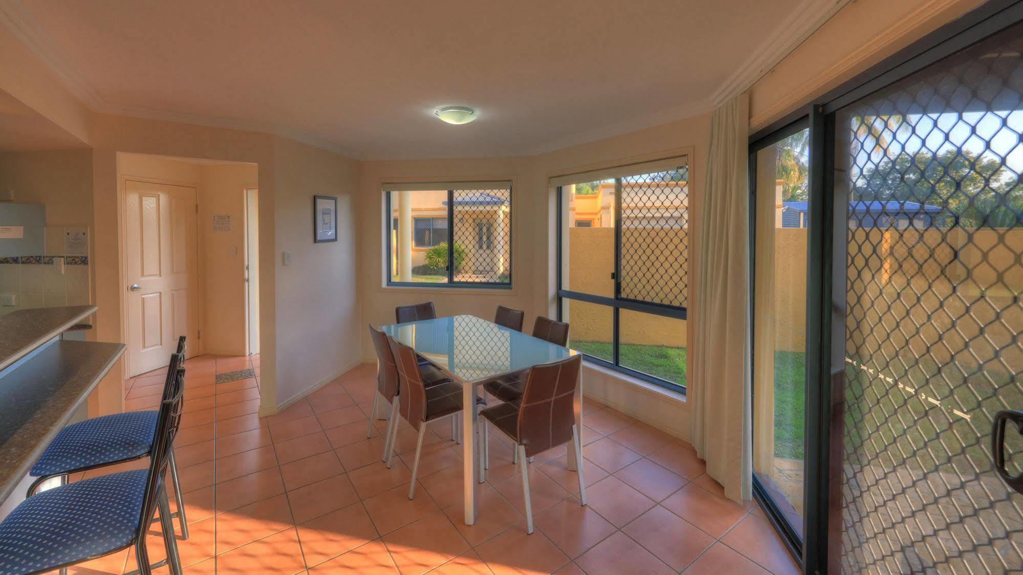 Grange Resort Hervey Bay Buitenkant foto