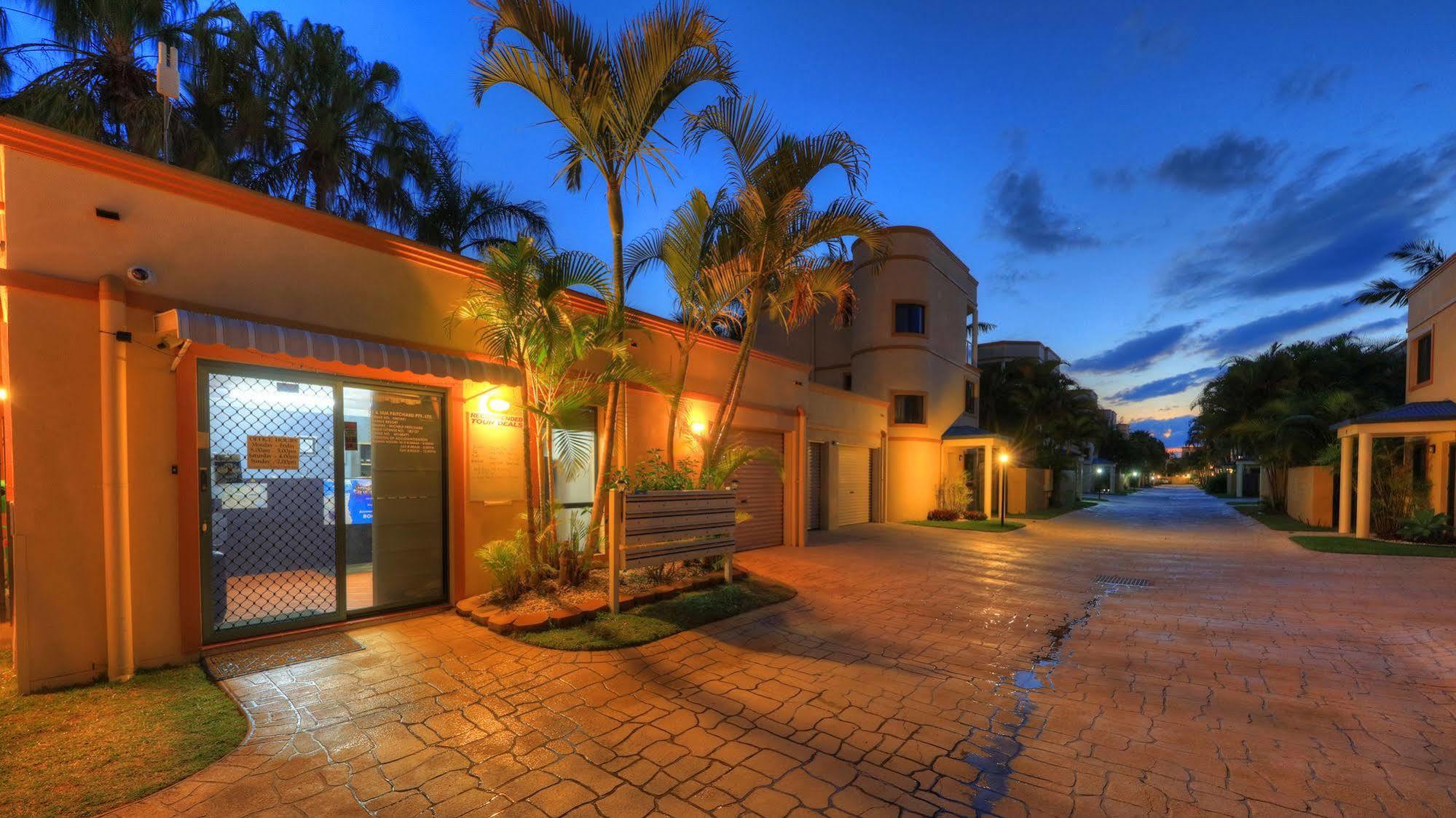 Grange Resort Hervey Bay Buitenkant foto